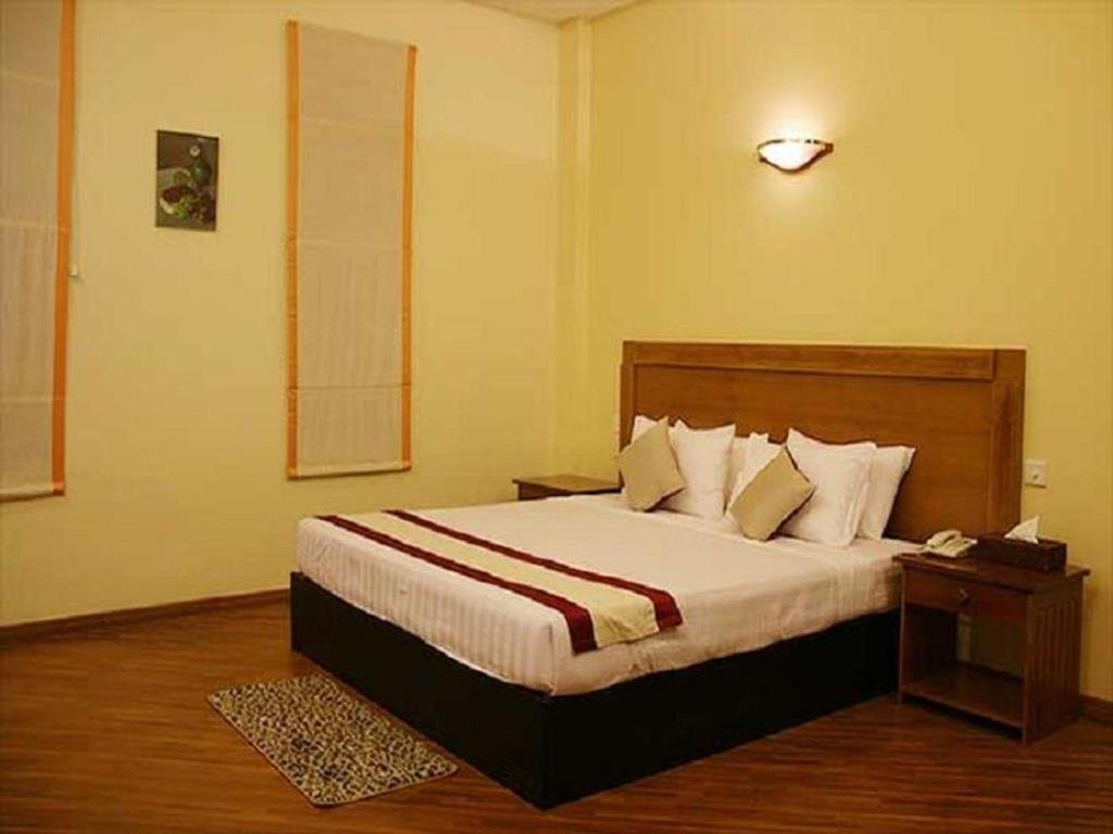 Golden Guest Hotel Dawei Esterno foto