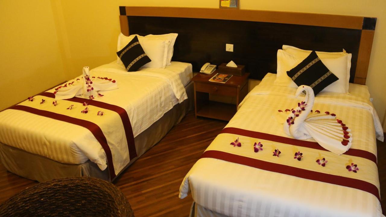 Golden Guest Hotel Dawei Esterno foto