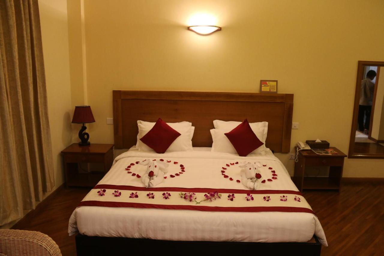Golden Guest Hotel Dawei Esterno foto